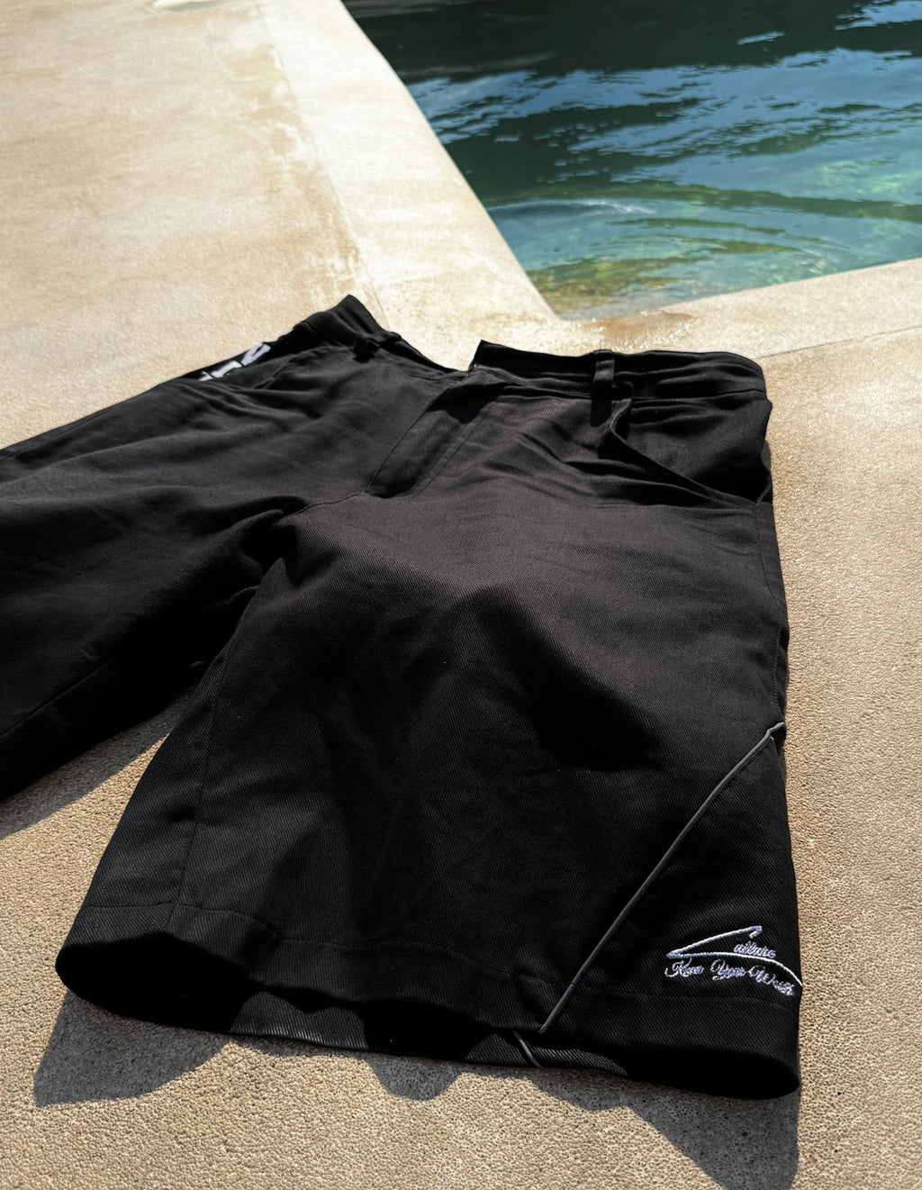CULTURE SUM' PANTS